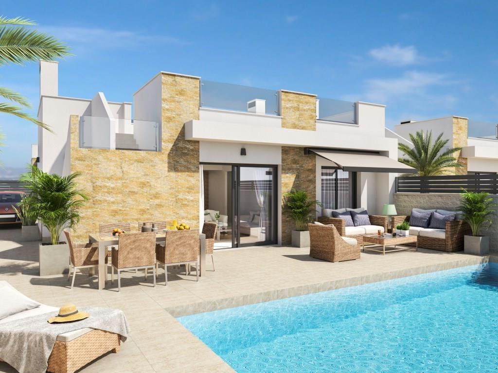 New build detached villa with private pool and garden in a quiet residential area on the Costa Blanca