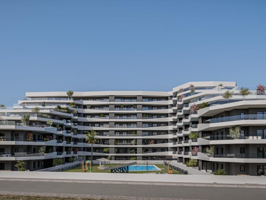 New build apartment for sale in San Miguel de Salinas with large terrace and communal pool, Costa Blanca
