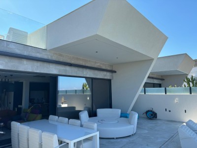 Luxury villa for sale in Rojales with infinity pool, solarium and panoramic El Recorral nature park views